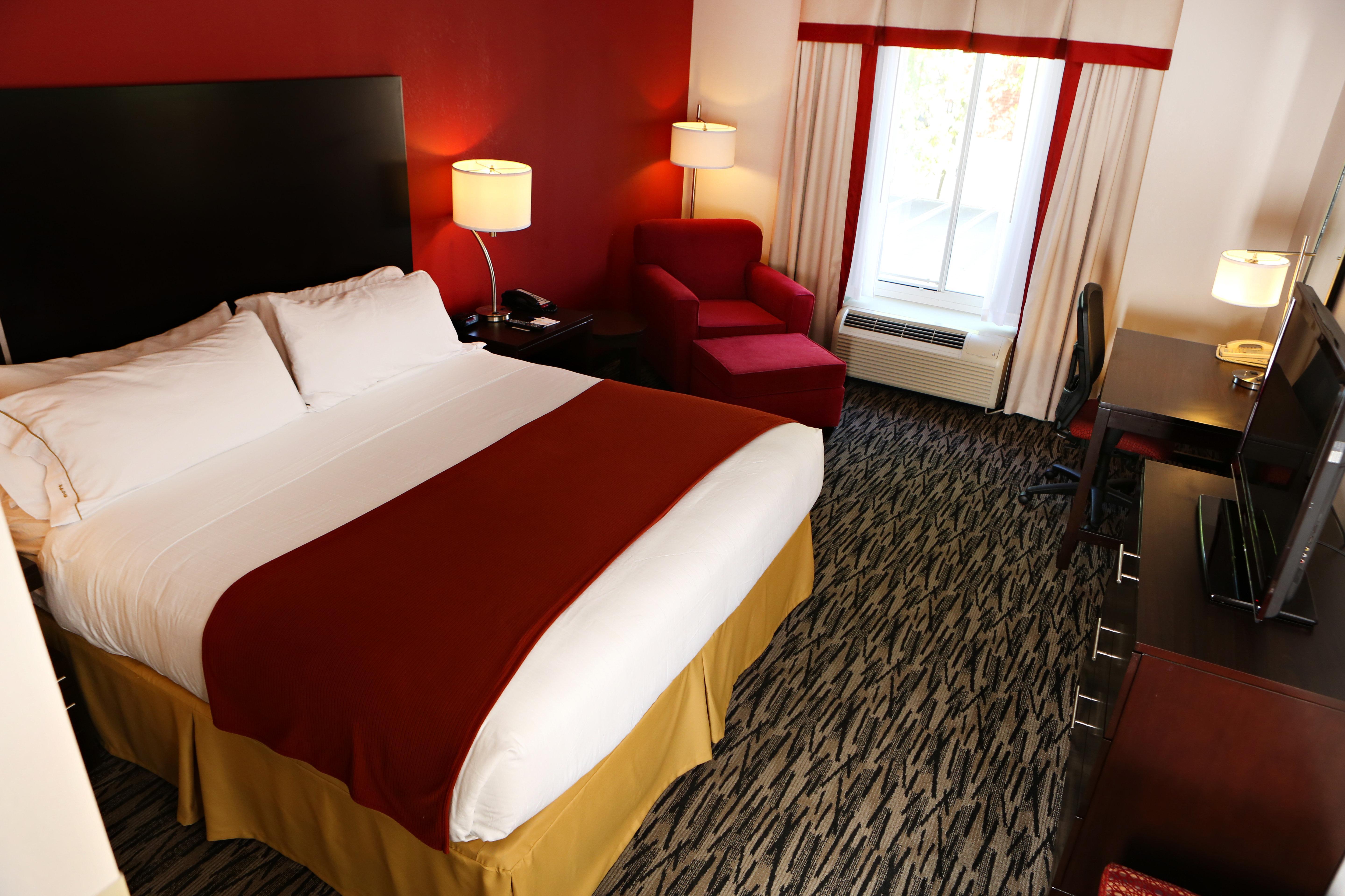 Holiday Inn Express Hotel & Suites - Sumter By Ihg Exterior foto