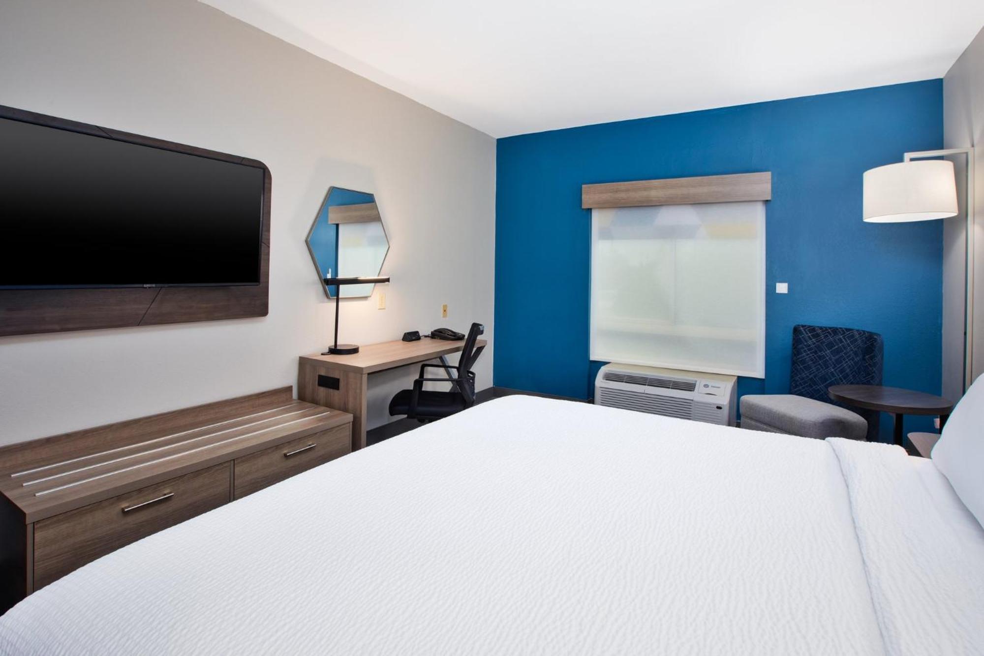 Holiday Inn Express Hotel & Suites - Sumter By Ihg Exterior foto
