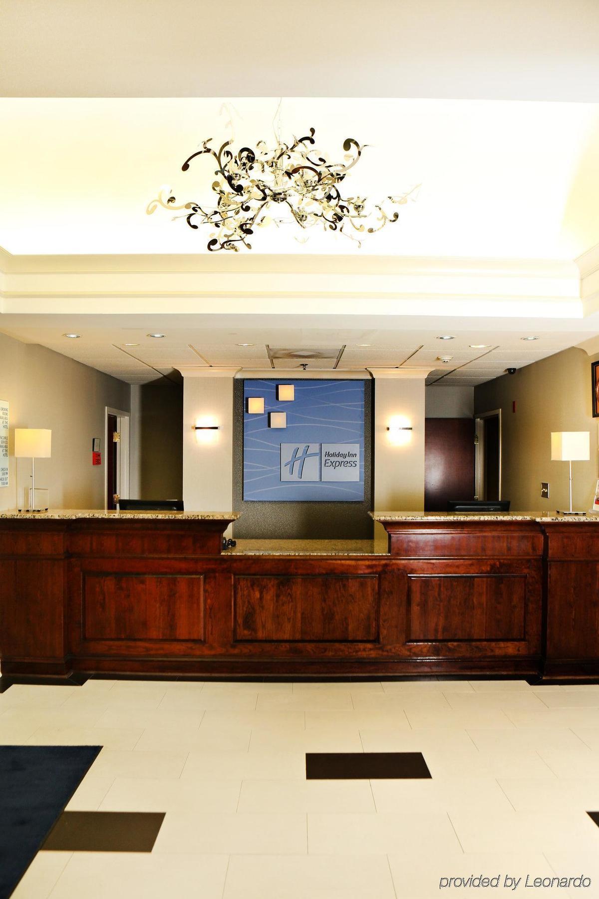 Holiday Inn Express Hotel & Suites - Sumter By Ihg Exterior foto
